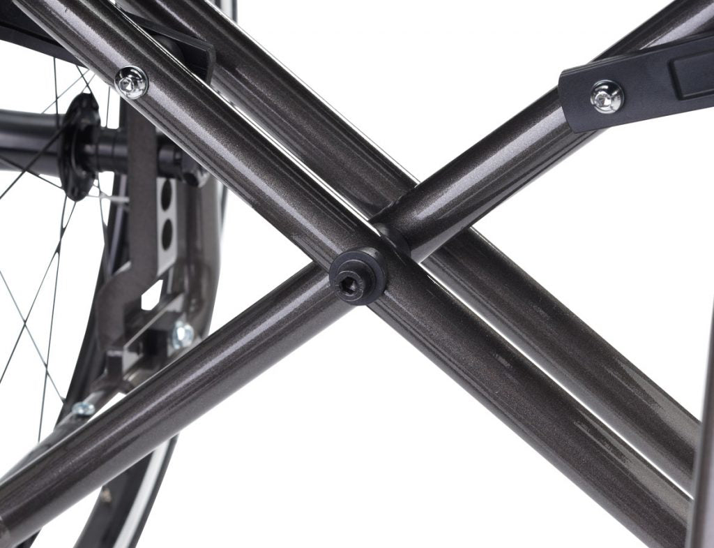 Rollstuhl BX 11 (nur 13.4 kg schwer) - Bischoff & Bischoff