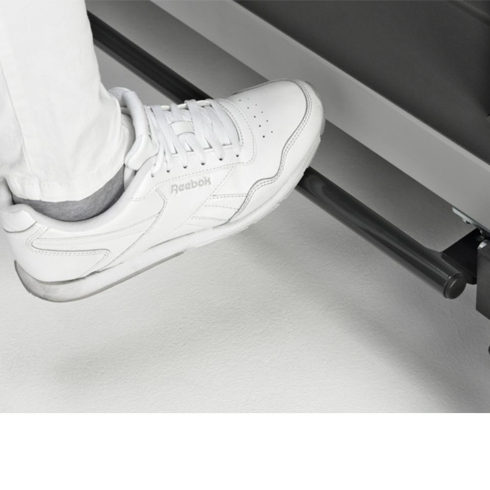 Therapieliege STAN 3 – Behandlungsliege elektrisch mit Handschalter/Fussschalter