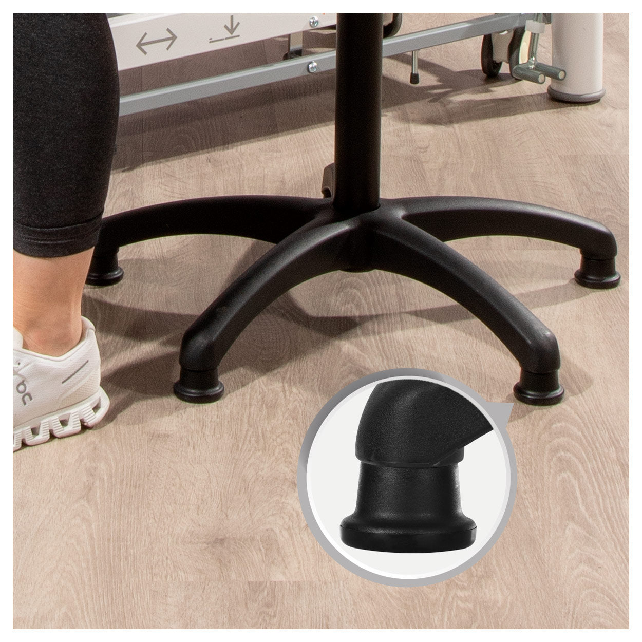 Drehhocker (Standard) - mit Polster und Gleitern