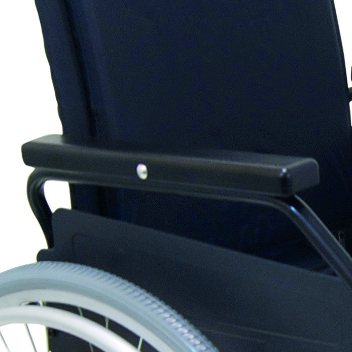 Leichtgewichtrollstuhl Freetec mit Trommelbremse