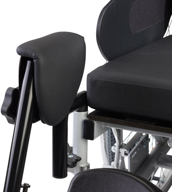 Multifunktionsrollstuhl Protego - Bischoff & Bischoff